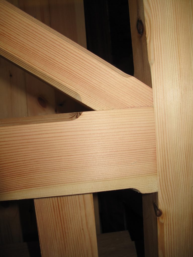 Wooden cross gate