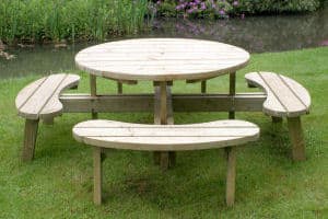 Round Picnic Table (8 seater)